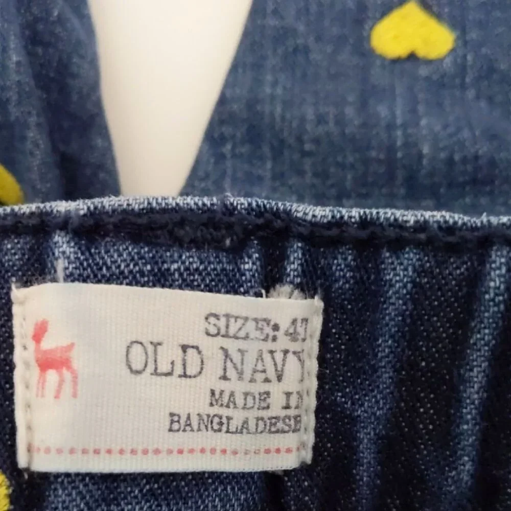 Girls Toddler Old Navy Denim Heart Print Jeans Size 4T